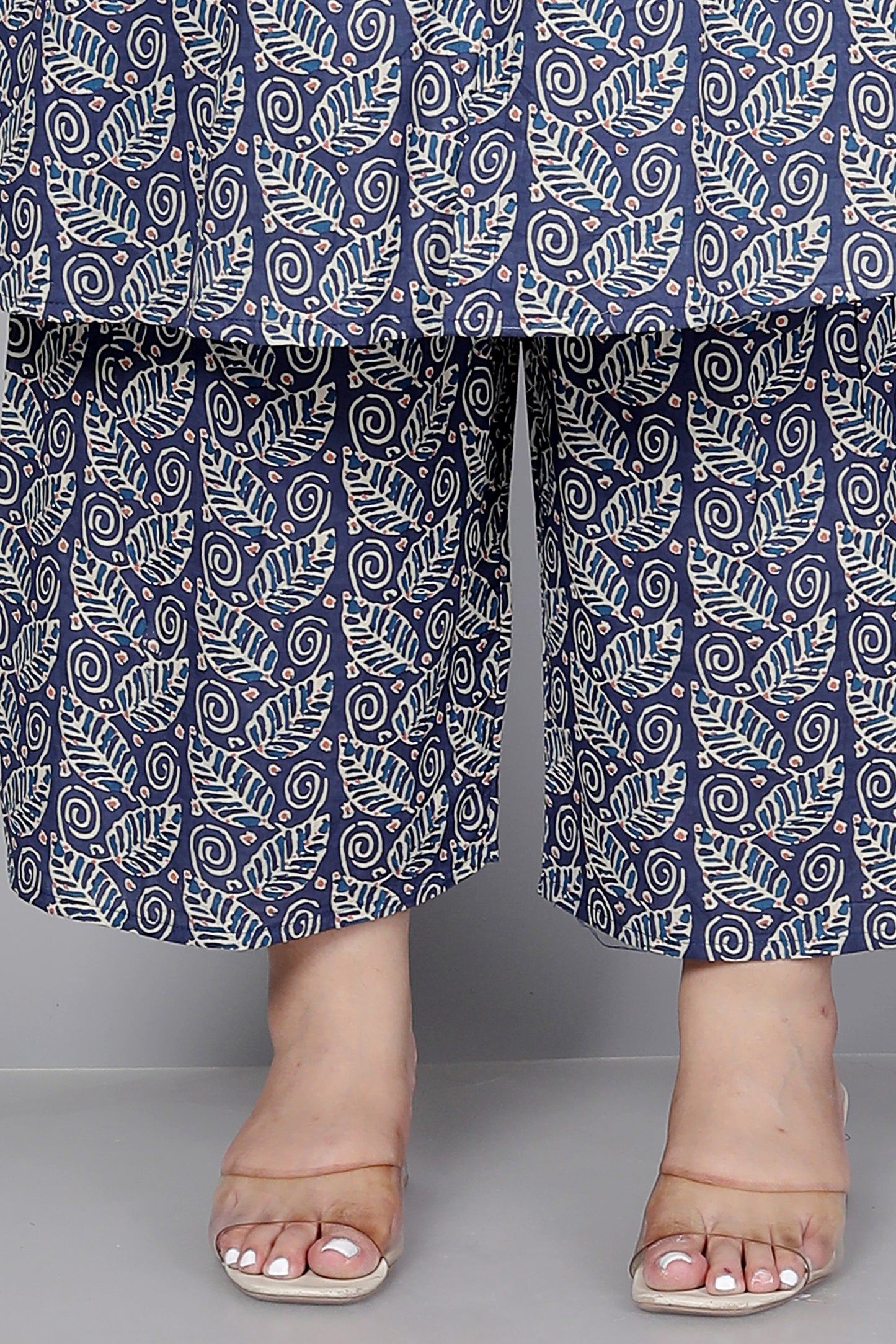 PAISLEY BLOCK PRINT COTTON 2 PEICE KURTA PLAZZO IN INDIGO BLUE BY PLUSSIZEKURTI