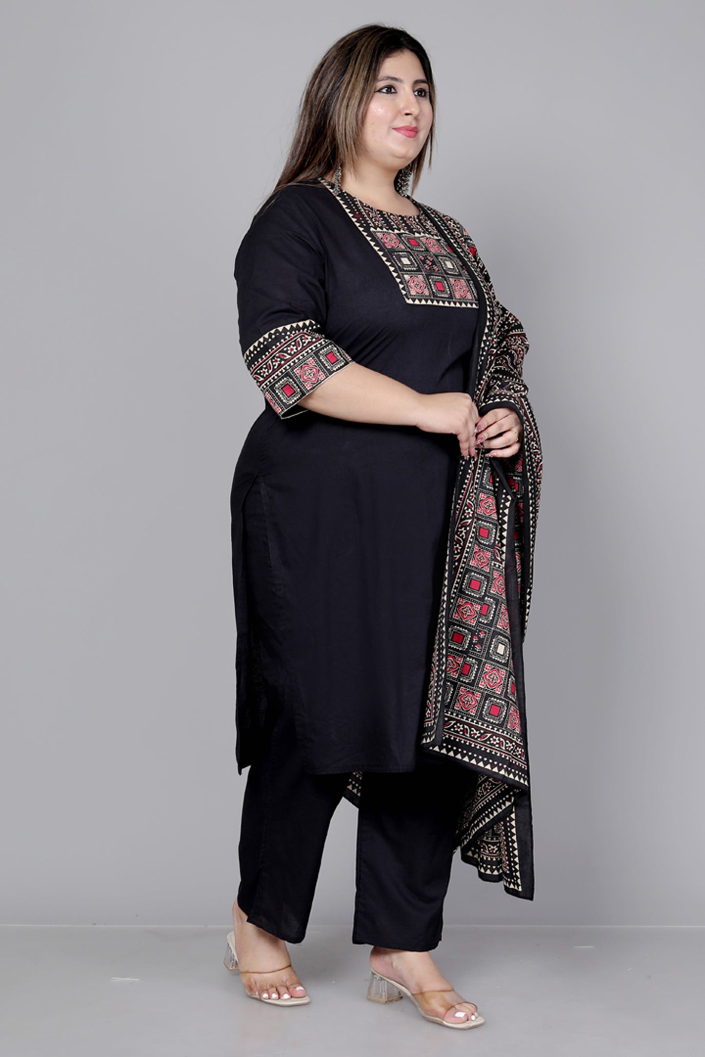 TRIBEL GEOMETRIC SOLID COTTON 3 PEICE KURTI PANT SET IN BLACK BY PLUSSIZEKURTI