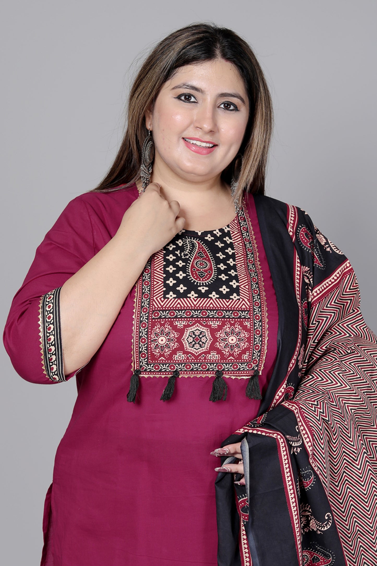 TRIBAL AJRAKH SOLID COTTON 3 PEICE KURTI PANT SET IN WINEPINK BY PLUSSIZEKURTI