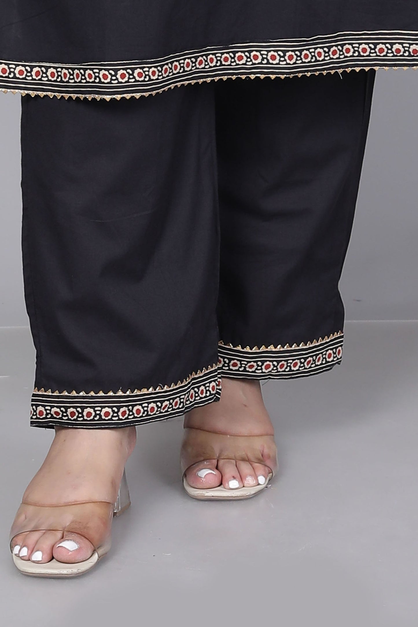TRIBAL AJRAKH SOLID COTTON 3 PEICE KURTI PANT SET IN BLACK BY PLUSSIZEKURTI