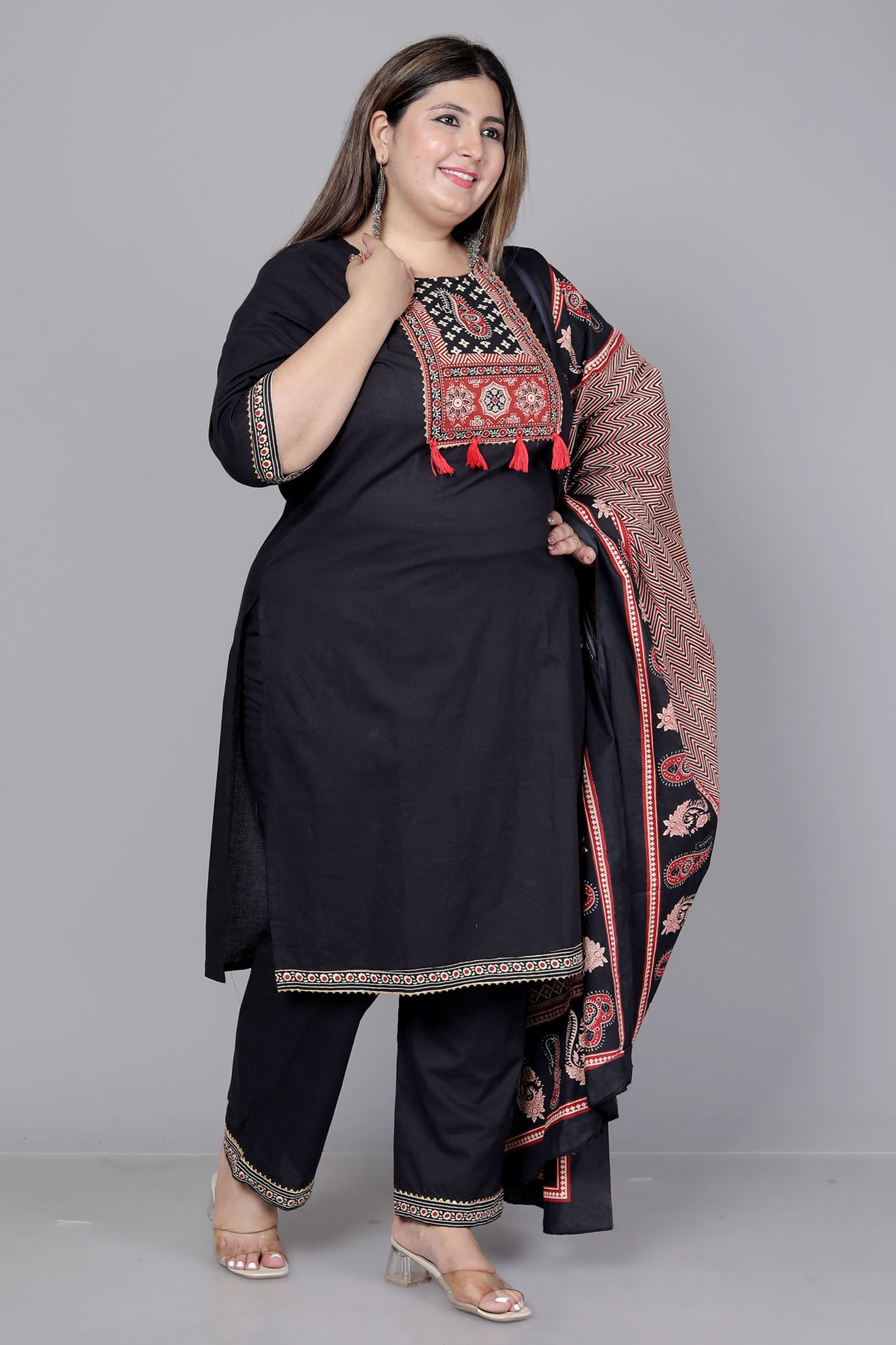 TRIBAL AJRAKH SOLID COTTON 3 PEICE KURTI PANT SET IN BLACK BY PLUSSIZEKURTI