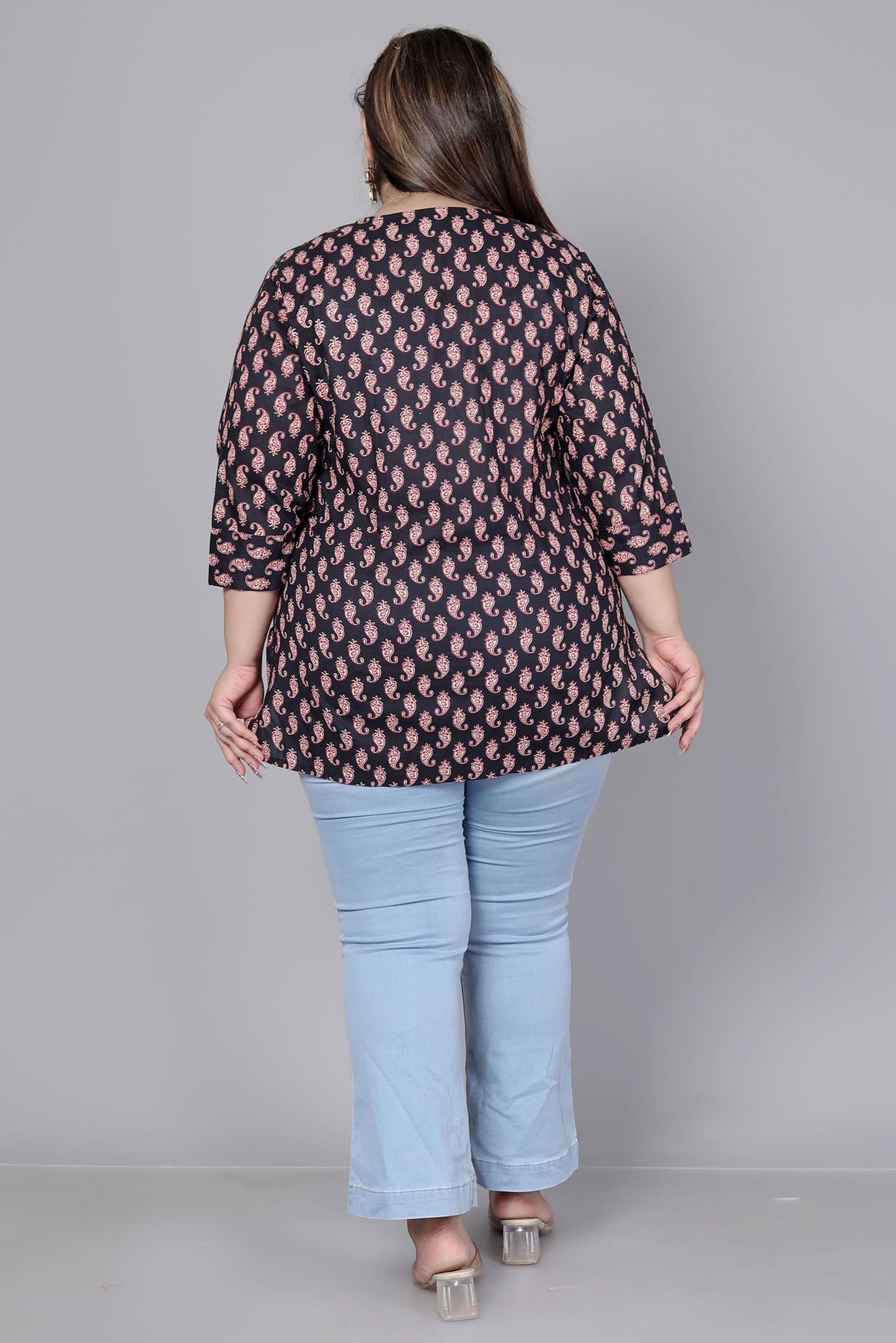 PAISLEY BLOCK MOTIF PRINT COTTON TOP IN BLACK COLOUR BY PLUSSIZEKURTI