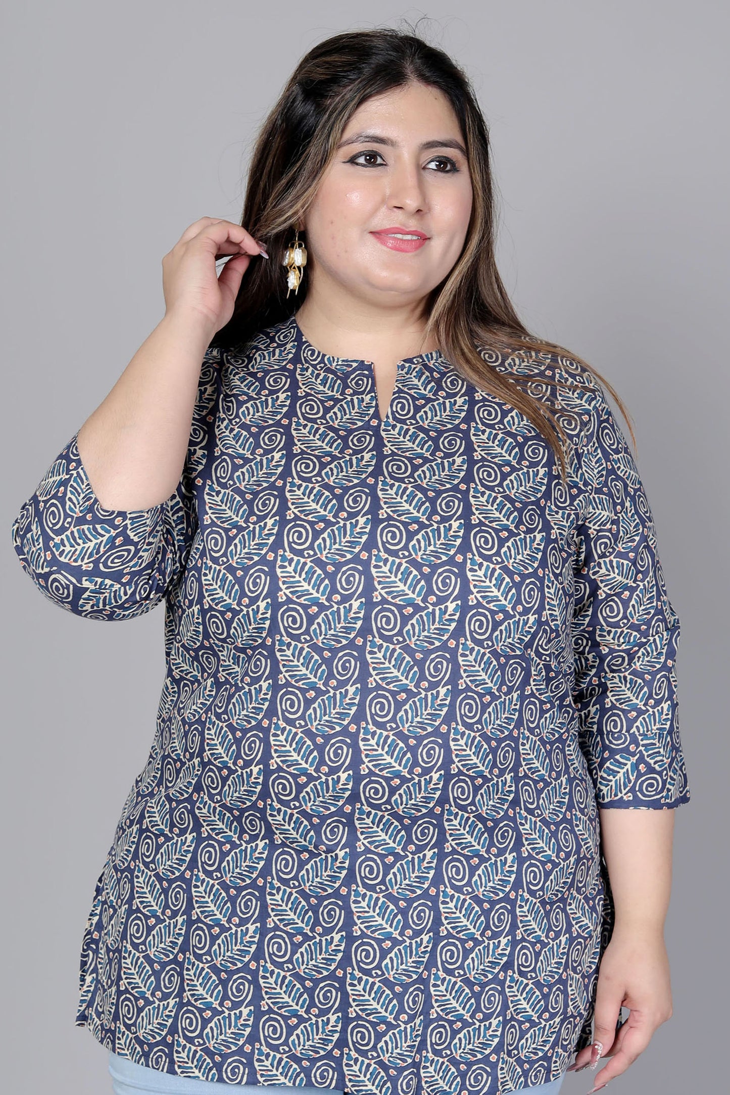 PAISLEY BLOCK PRINT COTTON TOP IN INDIGO BLUE COLOUR BY PLUSSIZEKURTI