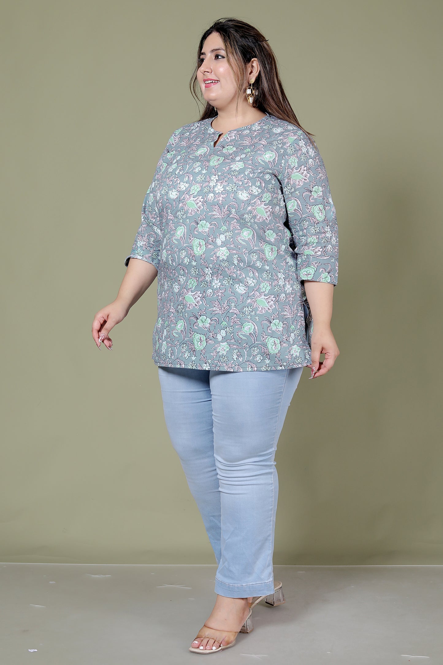 FLORAL GARDEN PRINT COTTON TOP IN PASTEL GREY COLOUR BY PLUSSIZEKURTI