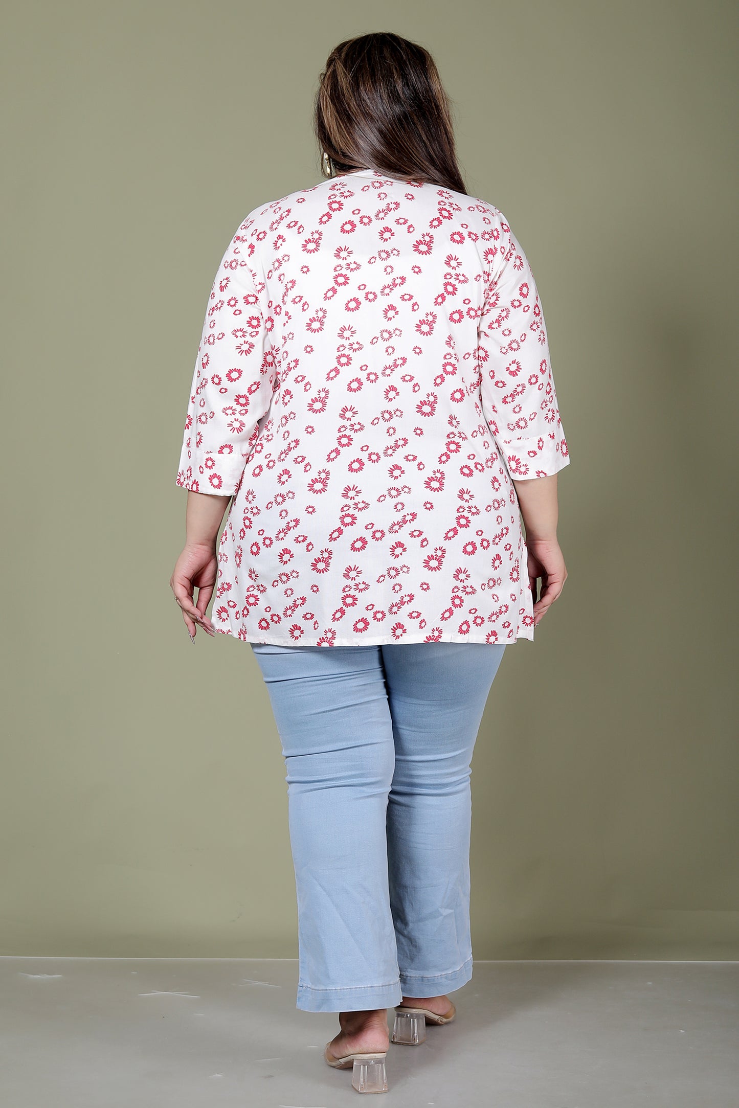 FLORAL PRINT COTTON TOP IN WHITE/PINK COLOUR BY PLUSSIZEKURTI