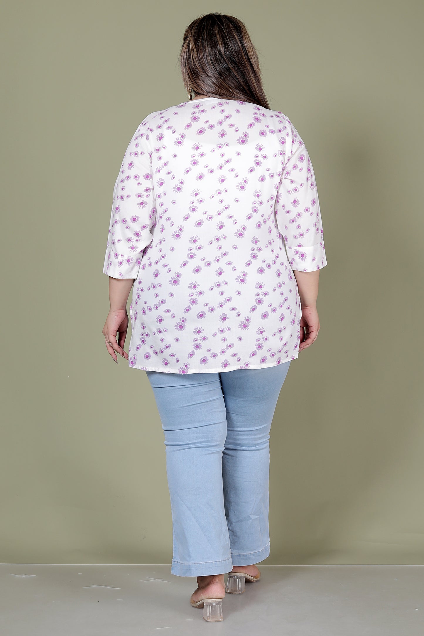 FLORAL PRINT COTTON TOP IN WHITE/LAVENDER COLOUR BY PLUSSIZEKURTI