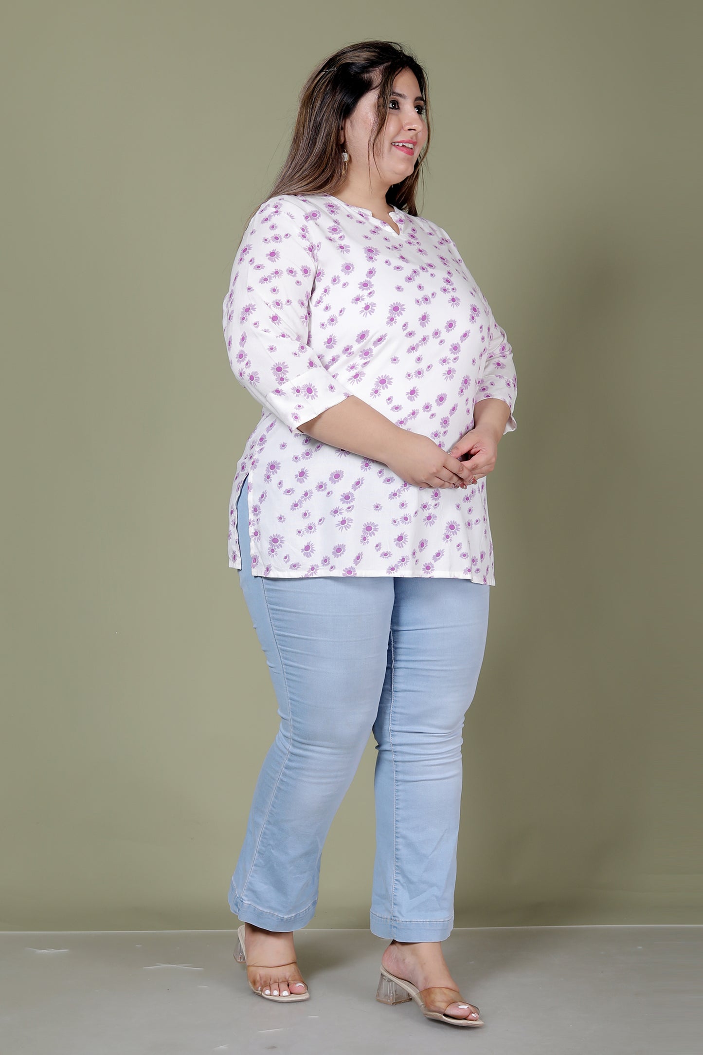 FLORAL PRINT COTTON TOP IN WHITE/LAVENDER COLOUR BY PLUSSIZEKURTI