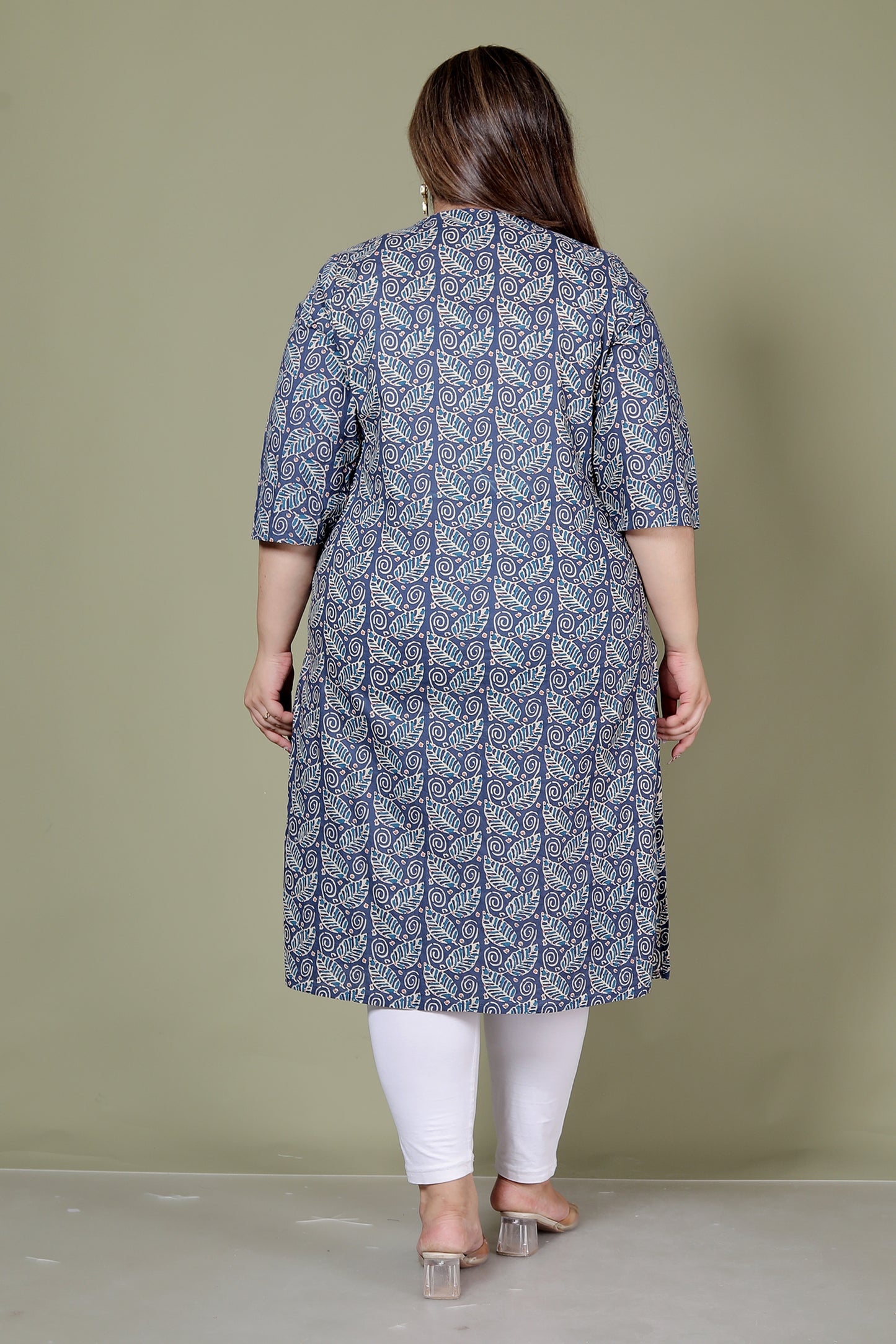 PAISLEY BLOCK PRINT COTTON KURTI IN INDIGO BLUE BY PLUSSIZE KURTI
