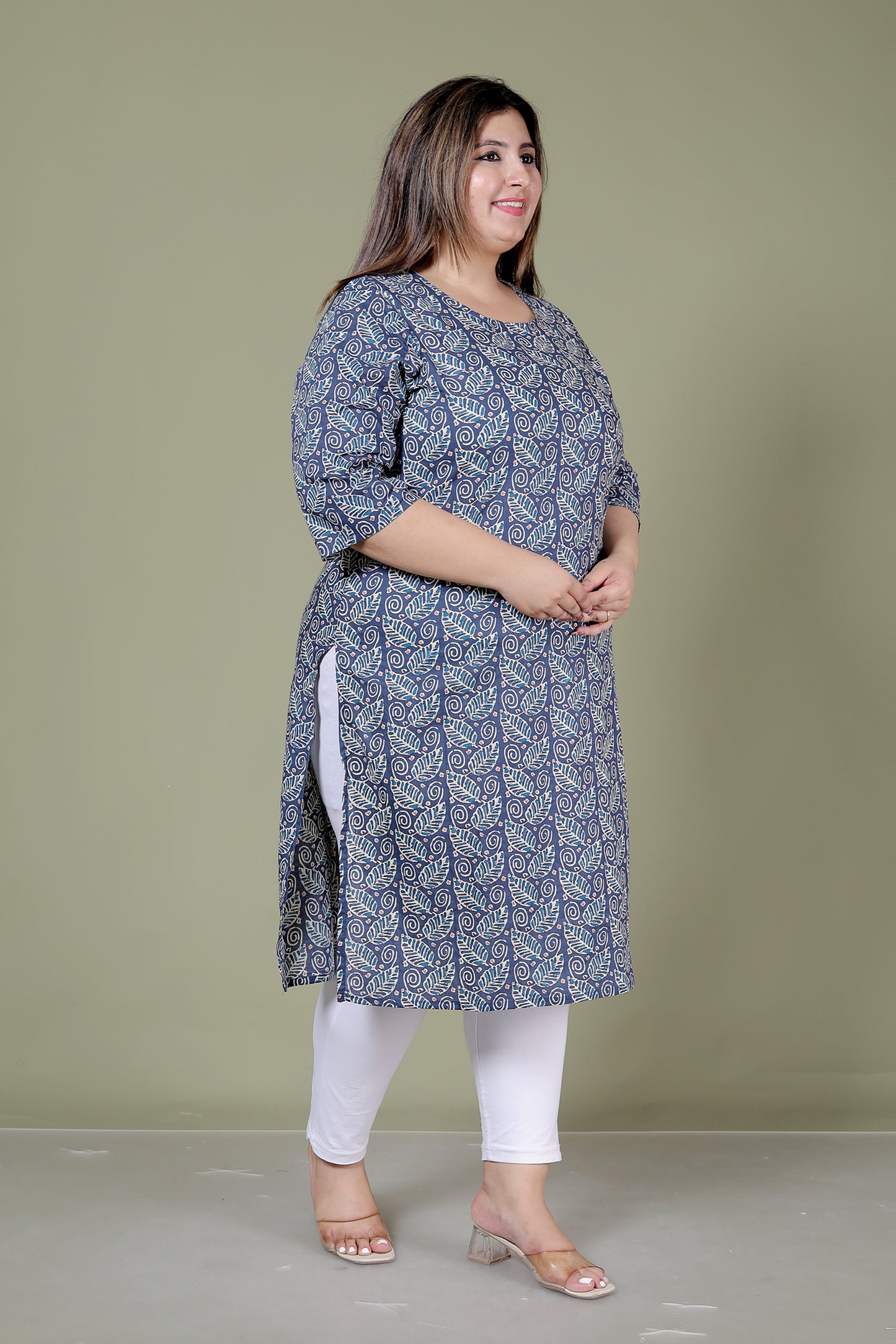 PAISLEY BLOCK PRINT COTTON KURTI IN INDIGO BLUE BY PLUSSIZE KURTI