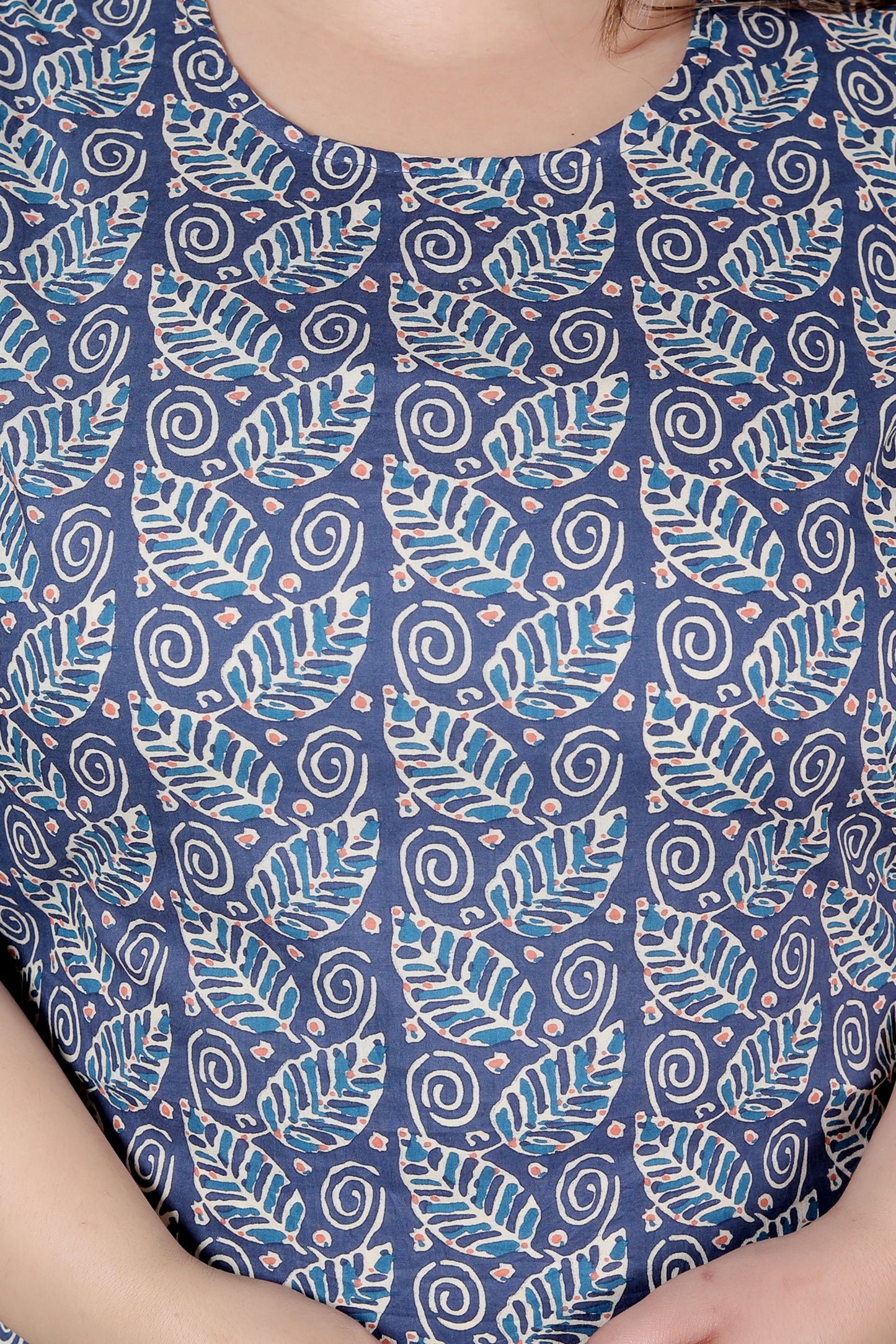 PAISLEY BLOCK PRINT COTTON KURTI IN INDIGO BLUE BY PLUSSIZE KURTI
