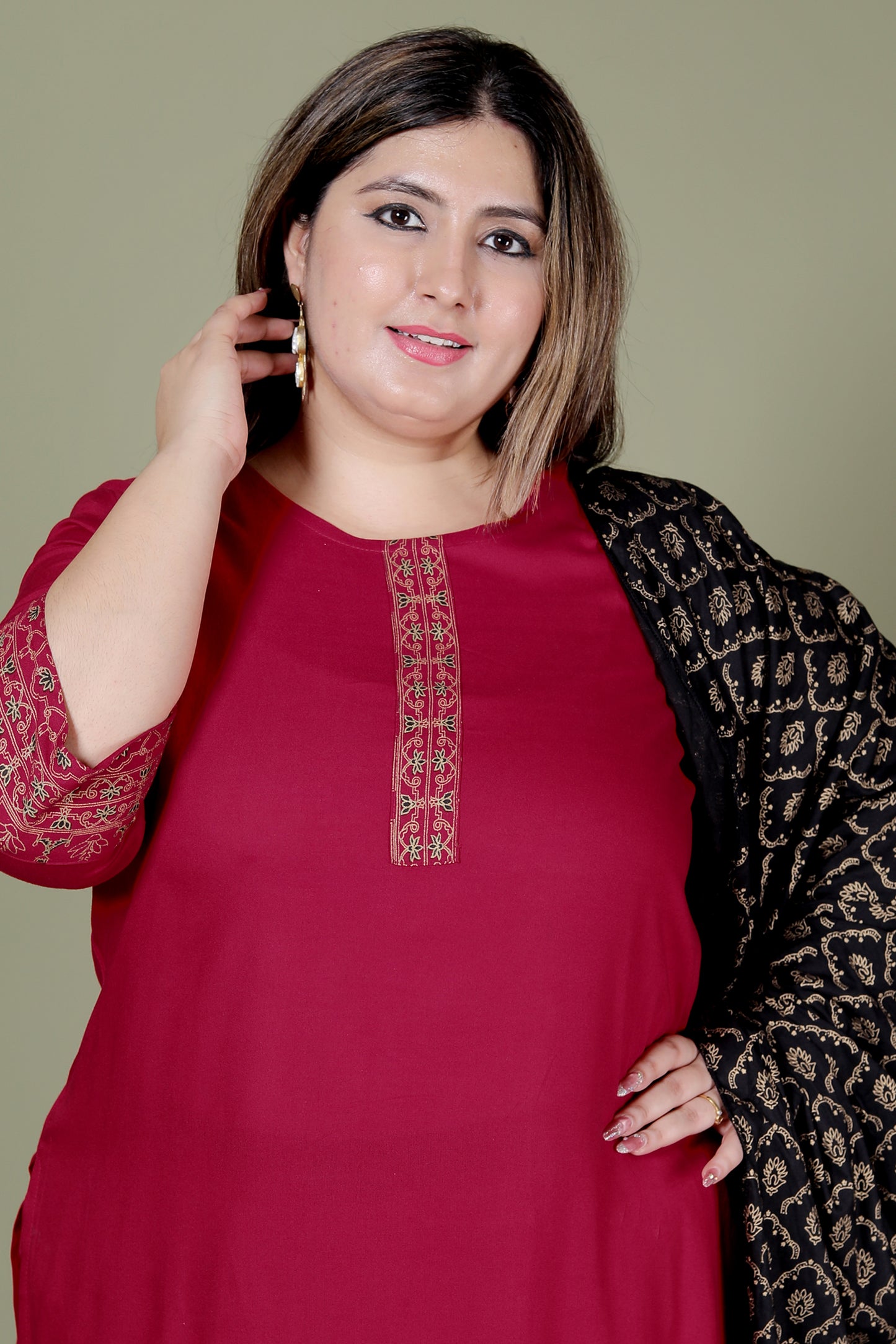 SOLID FOIL PRINT COTTON 3 PEICE KURTA PANT IN MAHROON BY PLUSSIZEKURTI