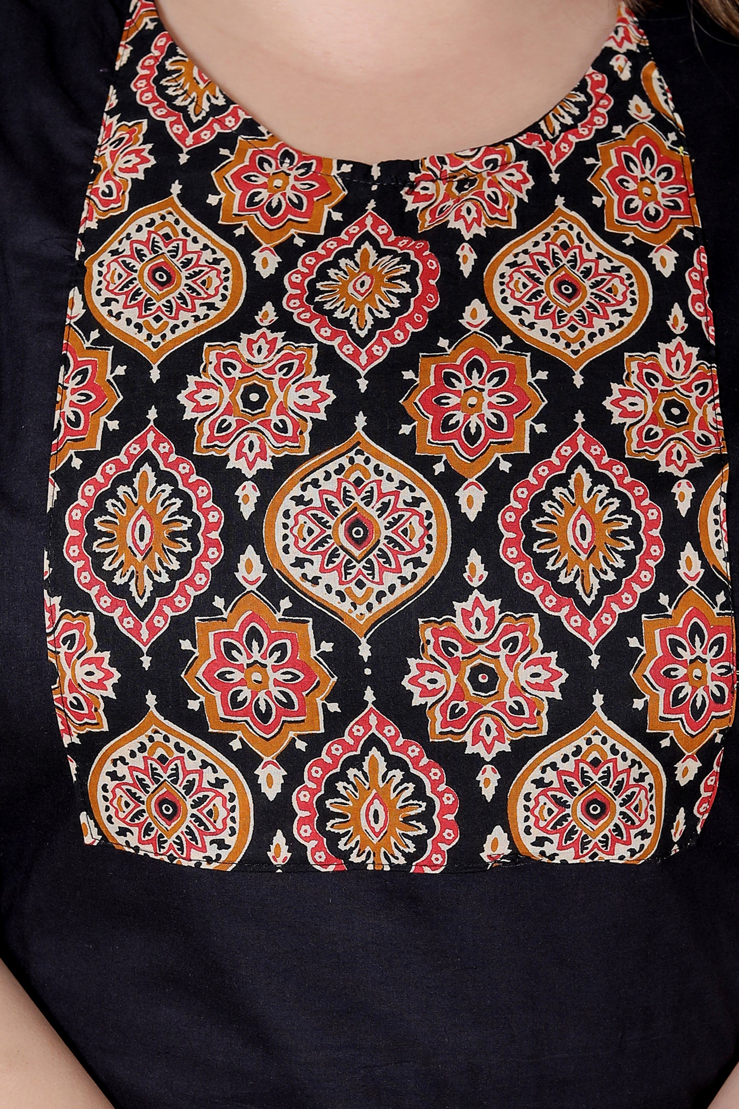 GEOMETRIC FLORAL SOLID COTTON 3 PEICE KURTI PANT SET IN BLACK BY PLUSSIZEKURTI