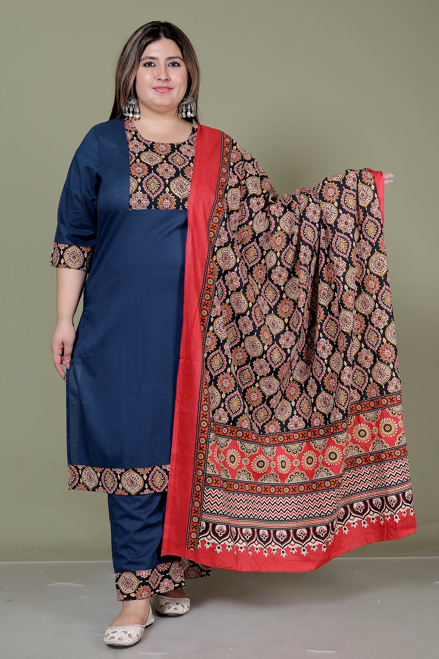 GEOMETRIC FLORAL SOLID COTTON 3 PEICE KURTI PANT SET IN BLUE BY PLUSSIZEKURTI
