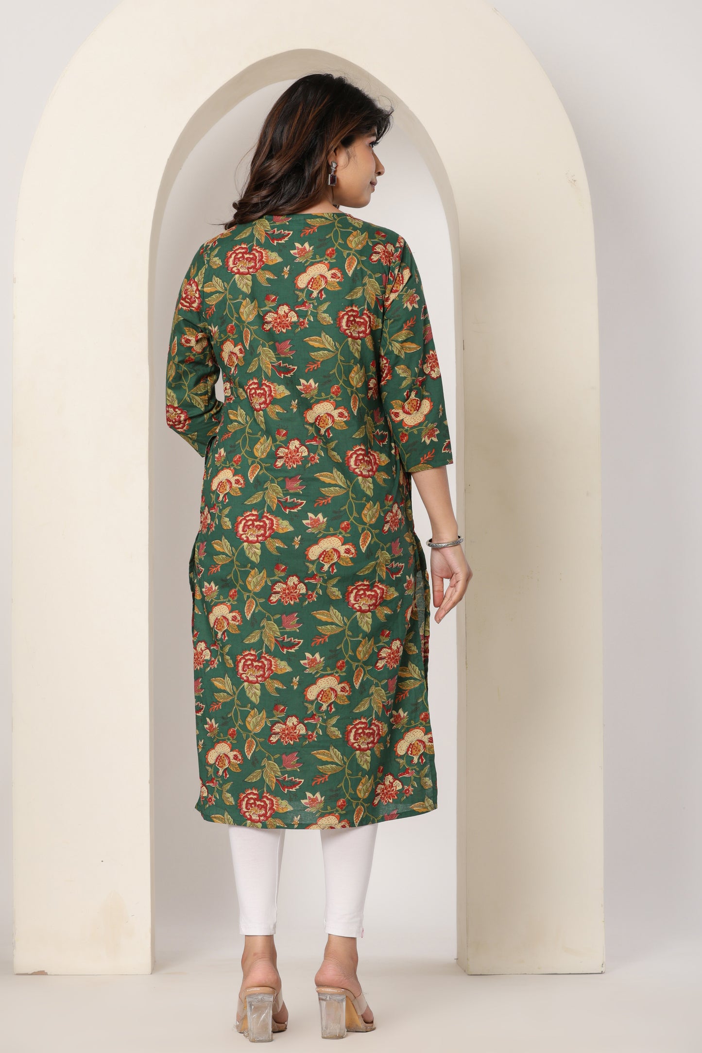 FLORAL PRINTED COTTON KURTI IN BOTTLEGREEN BY PLUSSIZE KURTI