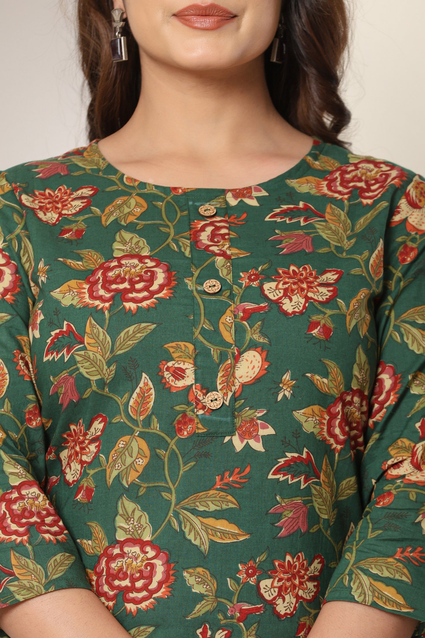 FLORAL PRINTED COTTON KURTI IN BOTTLEGREEN BY PLUSSIZE KURTI