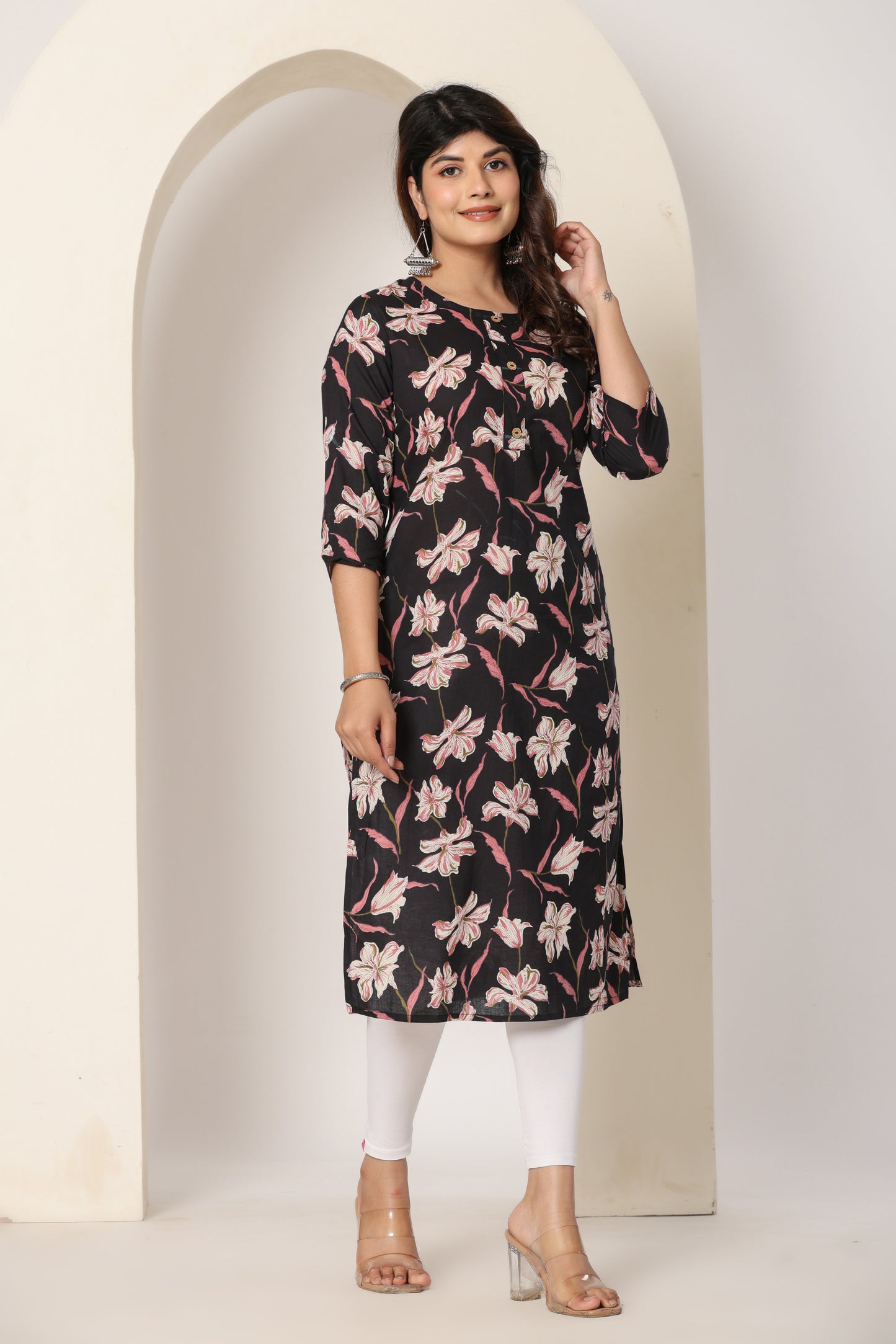 FLORAL PRINT COTTON KURTI IN BLACK BY PLUSSIZE KURTI