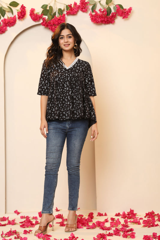 DAISY FLOWER PRINT COTTON TOP IN BLACK COLOUR BY PLUSSIZEKURTI