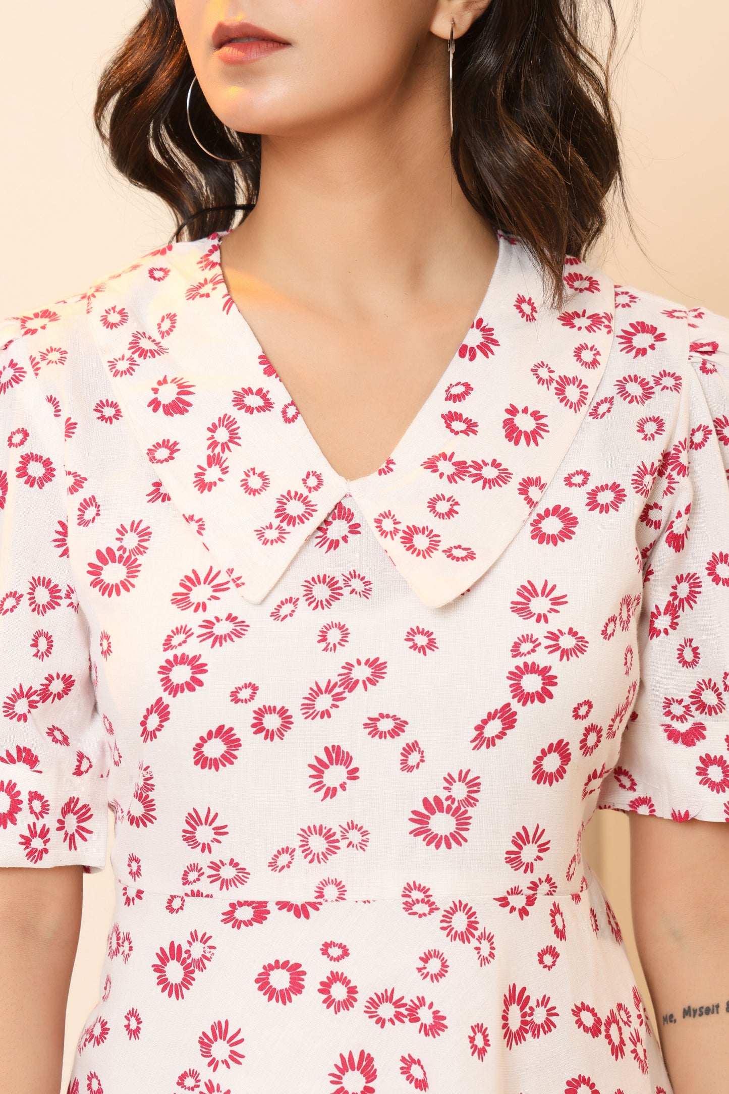 DAISY FLORAL PRINT A-LINE COTTON DRESS IN WHITE BY PLUSSIZEKURTI
