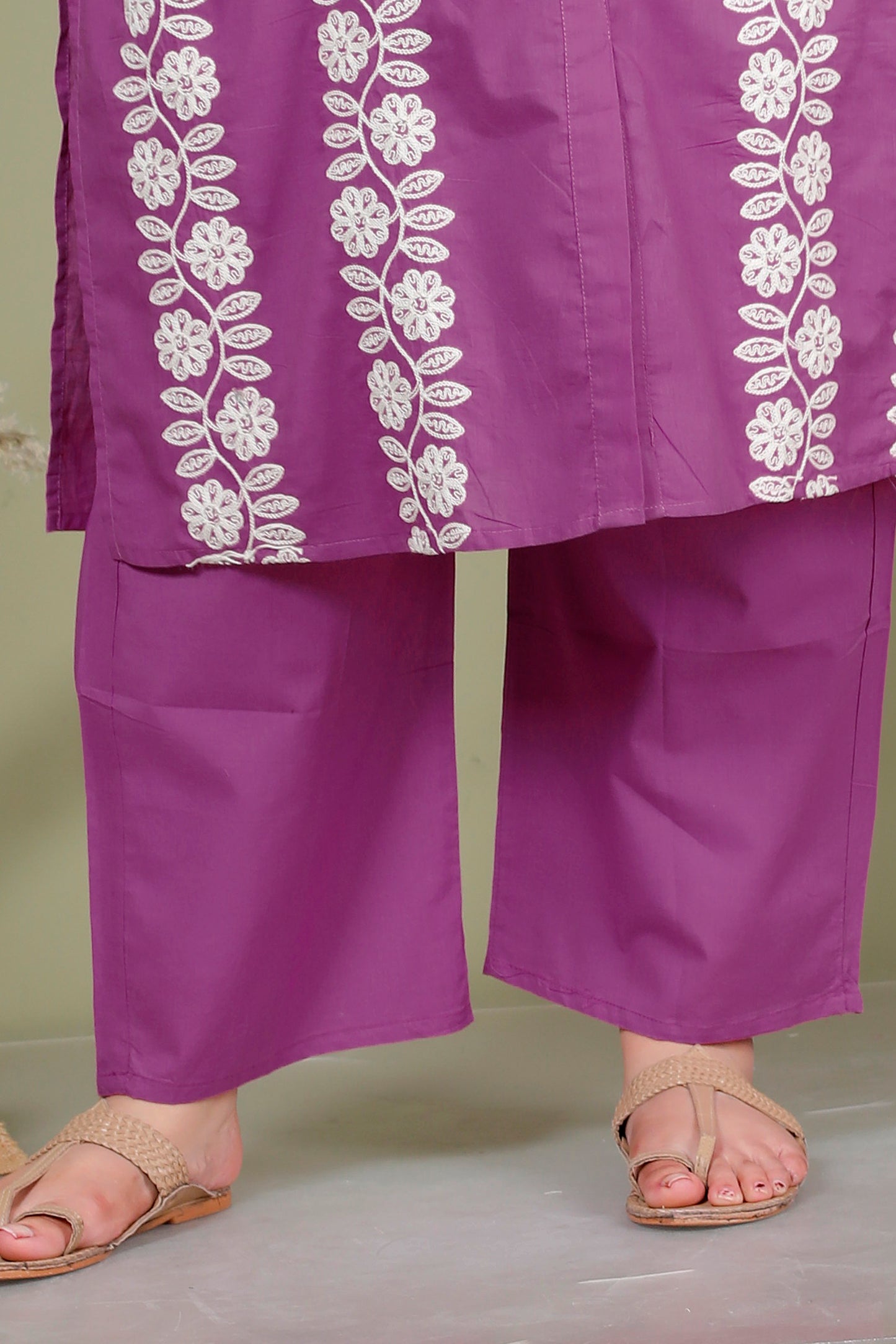 FLORAL THREAD EMBROIDERY COTTON 2 PEICE KURTA PANT IN PLUM PURPLE BY PLUSSIZEKURTI