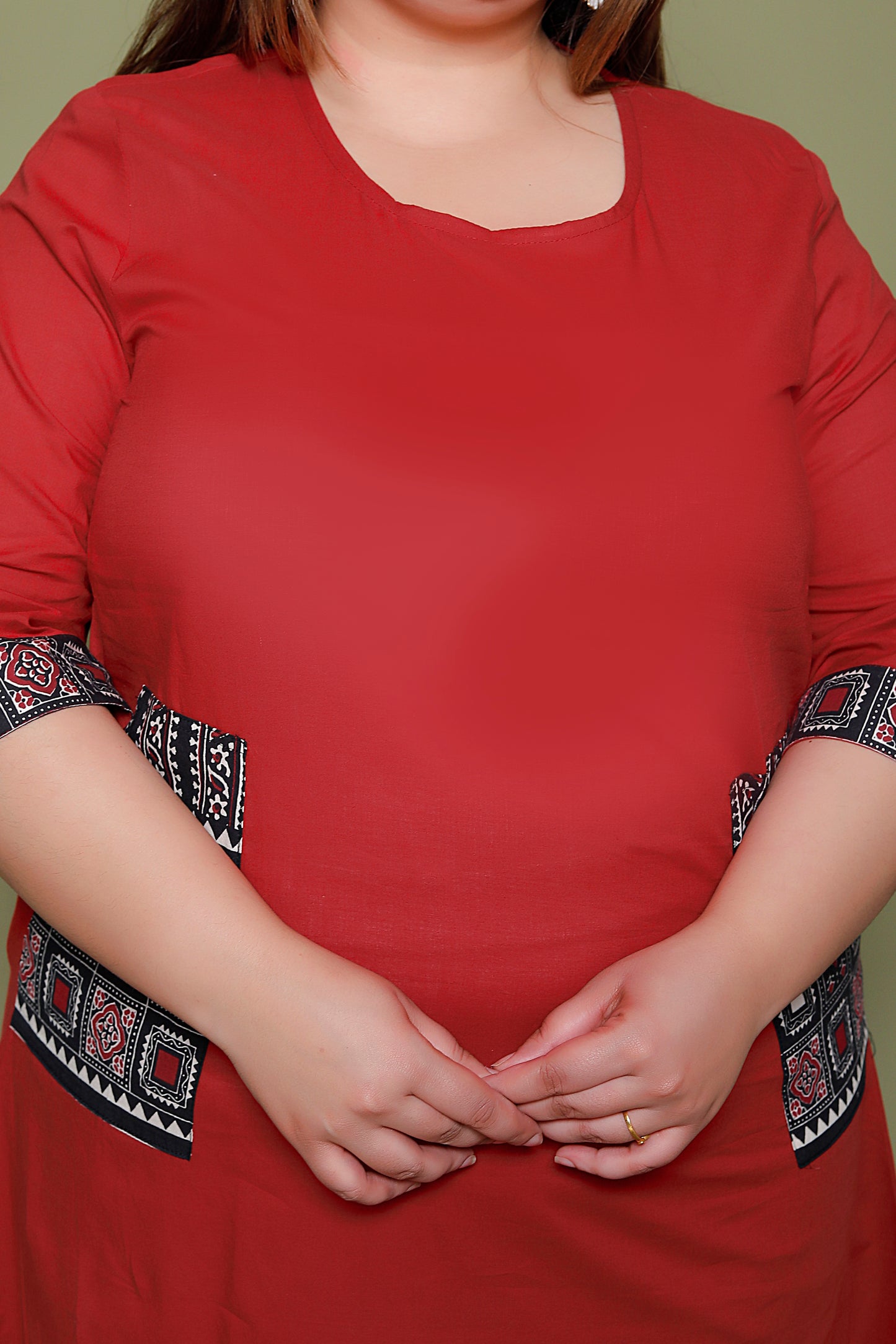 SOLID POCKET PRINT COTTON KURTI IN MAHROON BY PLUSSIZEKURTI