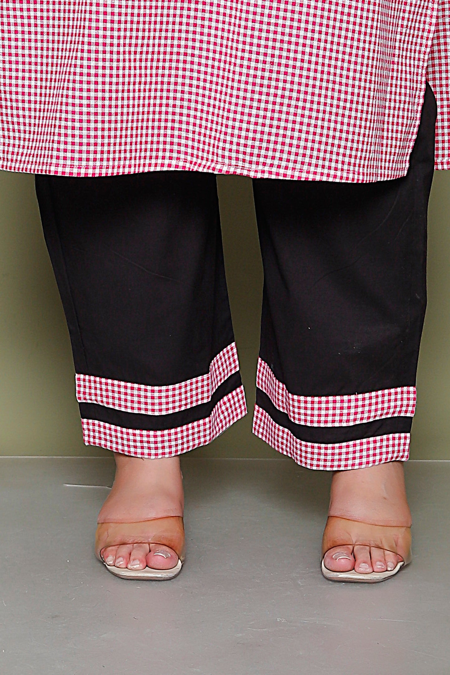 VINTAGE SMALL CHECKS COTTON FLEX 2 PEICE KURTA PANT IN PINK BY PLUSSIZEKURTI