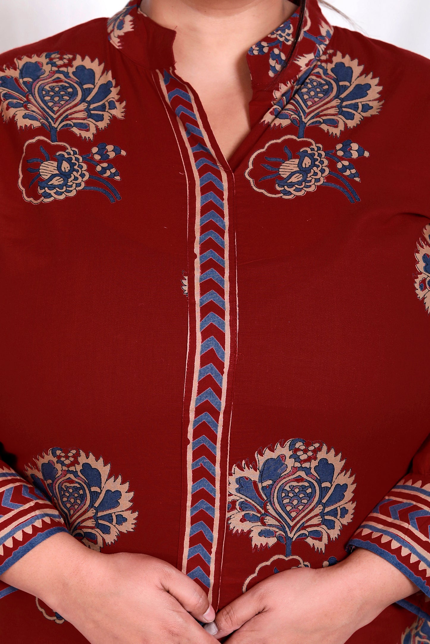 MUGAL BUTTA  GEOMETRIC PRINT COTTON TOP IN CHERRY RED/BLUE COLOUR BY PLUSSIZEKURTI