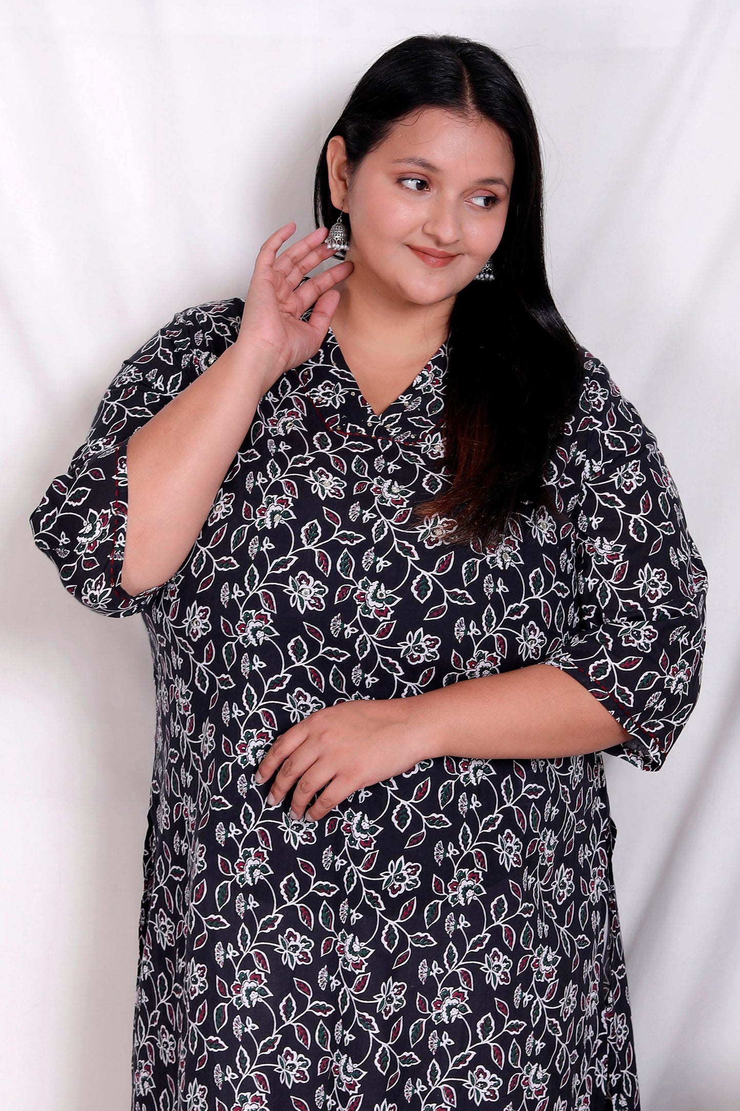ABSTRACT FLORAL BLOCK PRINT COTTON KURTI IN BLACK BY PLUSSIZEKURTI