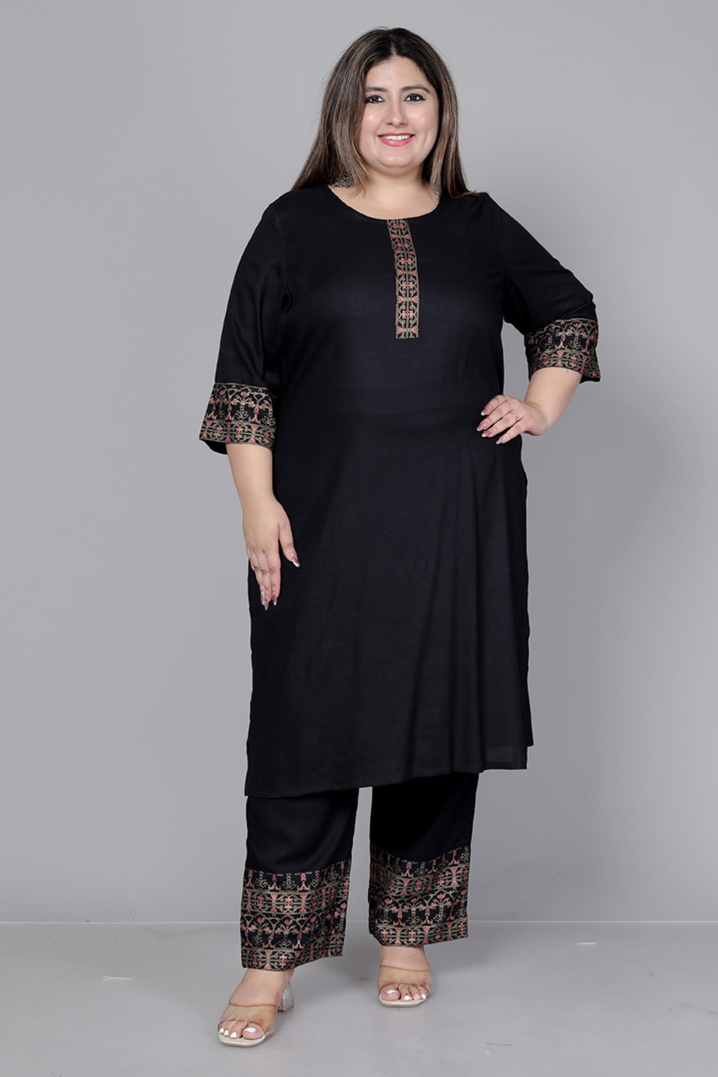 SOLID FOIL PRINT COTTON 3 PEICE KURTA PANT IN BLACK BY PLUSSIZEKURTI