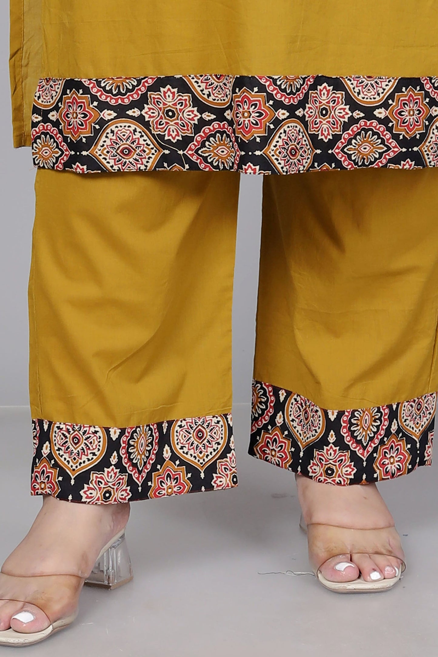 GEOMETRIC FLORAL SOLID COTTON 3 PEICE KURTI PANT SET IN MUSTURD BY PLUSSIZEKURTI