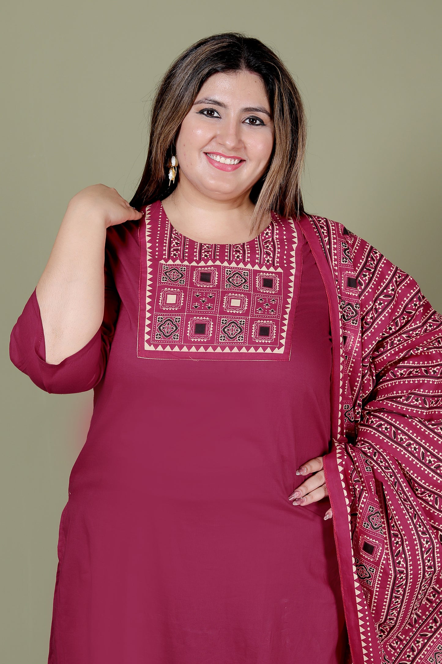 TRIBEL GEOMETRIC SOLID COTTON 3 PEICE KURTI PANT SET IN WINEPINK BY PLUSSIZEKURTI