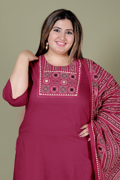 TRIBEL GEOMETRIC SOLID COTTON 3 PEICE KURTI PANT SET IN WINEPINK BY PLUSSIZEKURTI