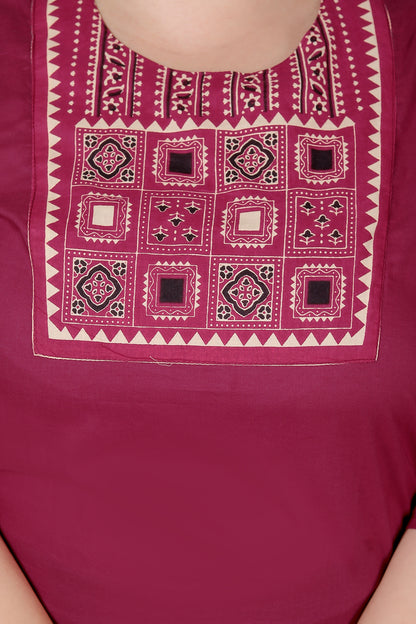 TRIBEL GEOMETRIC SOLID COTTON 3 PEICE KURTI PANT SET IN WINEPINK BY PLUSSIZEKURTI