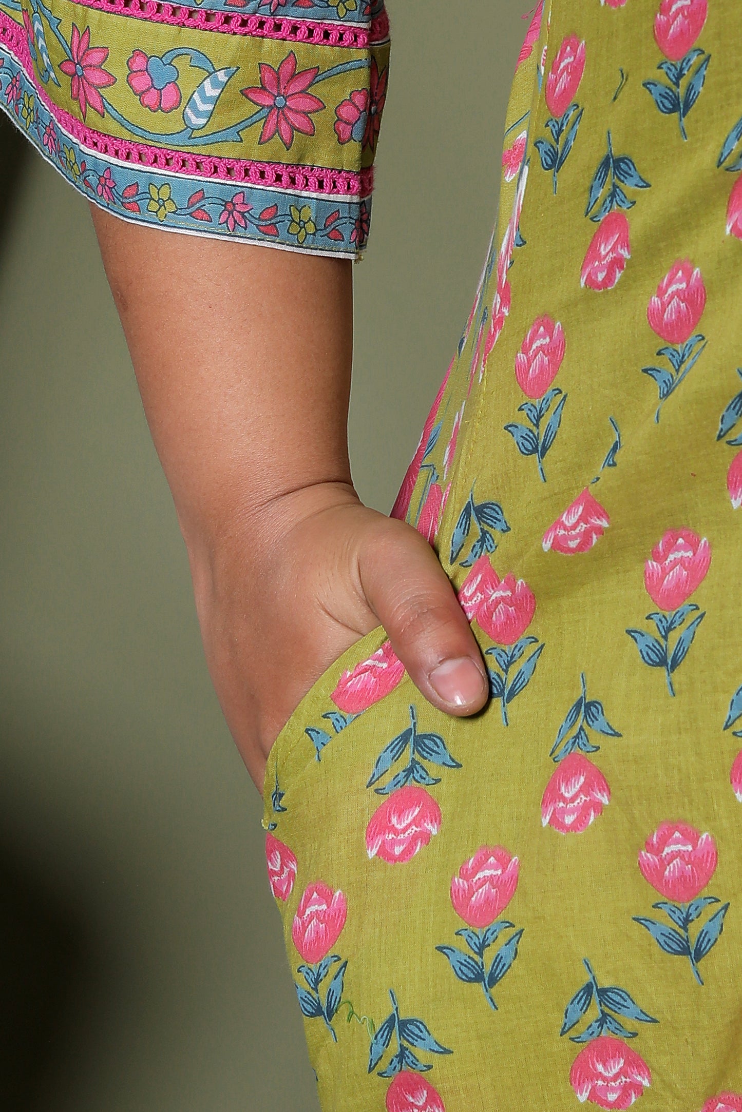 FLORAL PRINT HANDWORK COTTON 3 PEICE KURTA PLAZZO IN FRESH GREEN BY PLUSSIZEKURTI