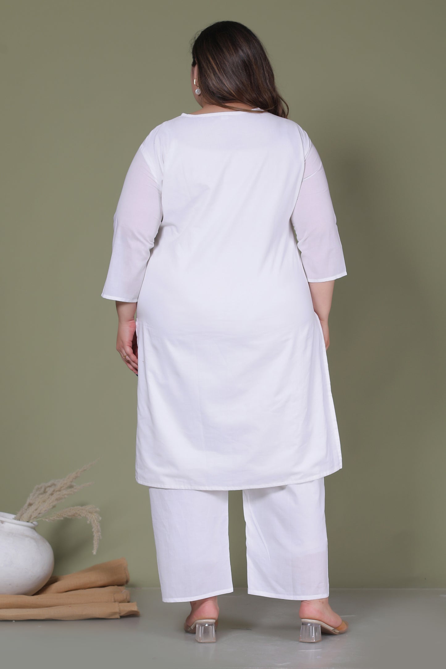 CLASSIC SOLID EMBROIDERY COTTON 3 PEICE KURTA PANT IN WHITE/ PINK BY PLUSSIZEKURTI