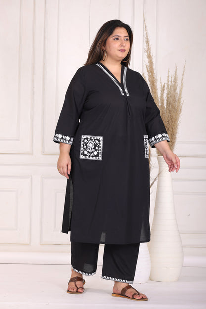 SOLID EMBROIDERED COTTON KURTA PANT SET IN BLACK WITH PINK BIRD MOTIFS BY PLUSSIZEKURTI