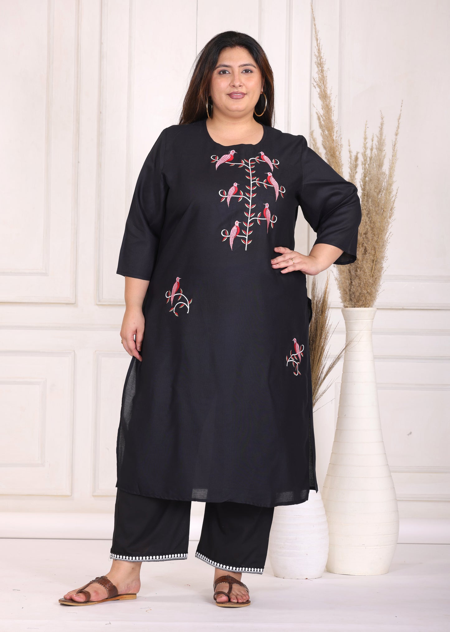 SOLID EMBROIDERED COTTON KURTA PANT SET IN BLACK WITH PINK BIRD MOTIFS BY PLUSSIZEKURTI