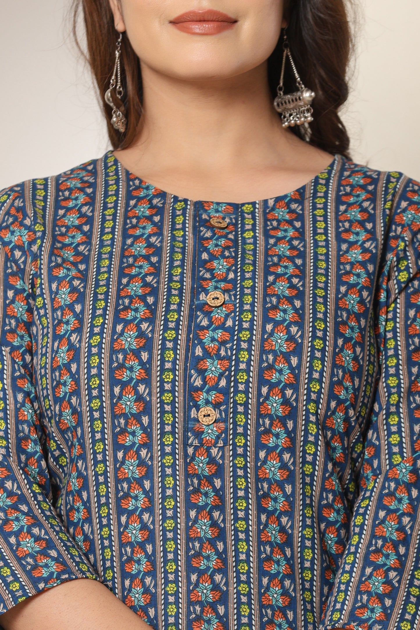FLORAL STRIPE PRINT COTTON KURTI IN BLUE BY PLUSSIZE KURTI