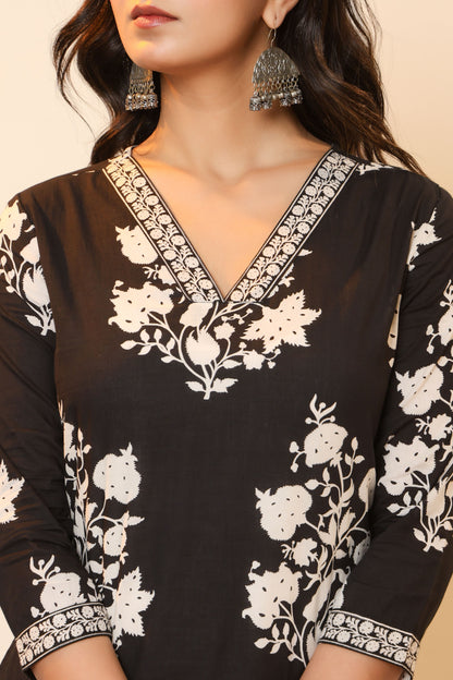 BAGRU HANDBLOCK PRINT COTTON 3 PEICE KURTI PANT SET IN BLACK BY PLUSSIZEKURTI