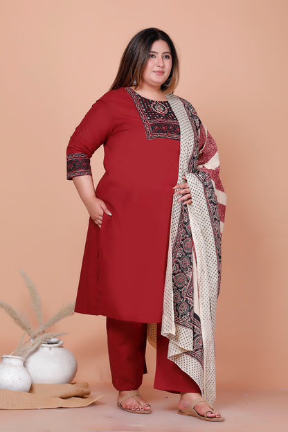 MEDALLION FLORAL MOTIF PRINT COTTON 3 PEICE KURTA PANT IN RED MAROON BY PLUSSIZEKURTI