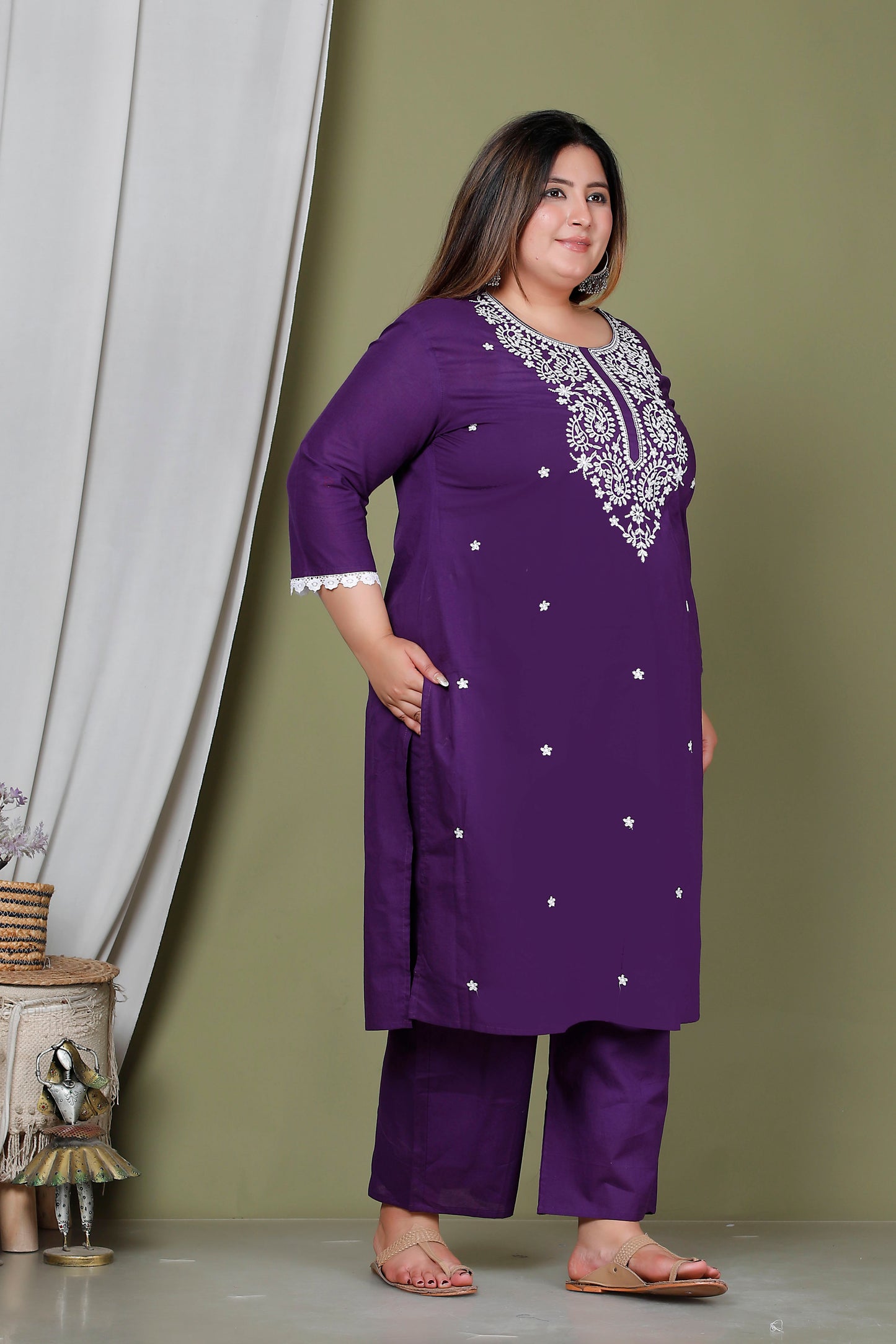 CHIKANKARI FLORAL EMBROIDERY BUTTI COTTON 2 PEICE KURTA PANT IN PURPLE BY PLUSSIZEKURTI