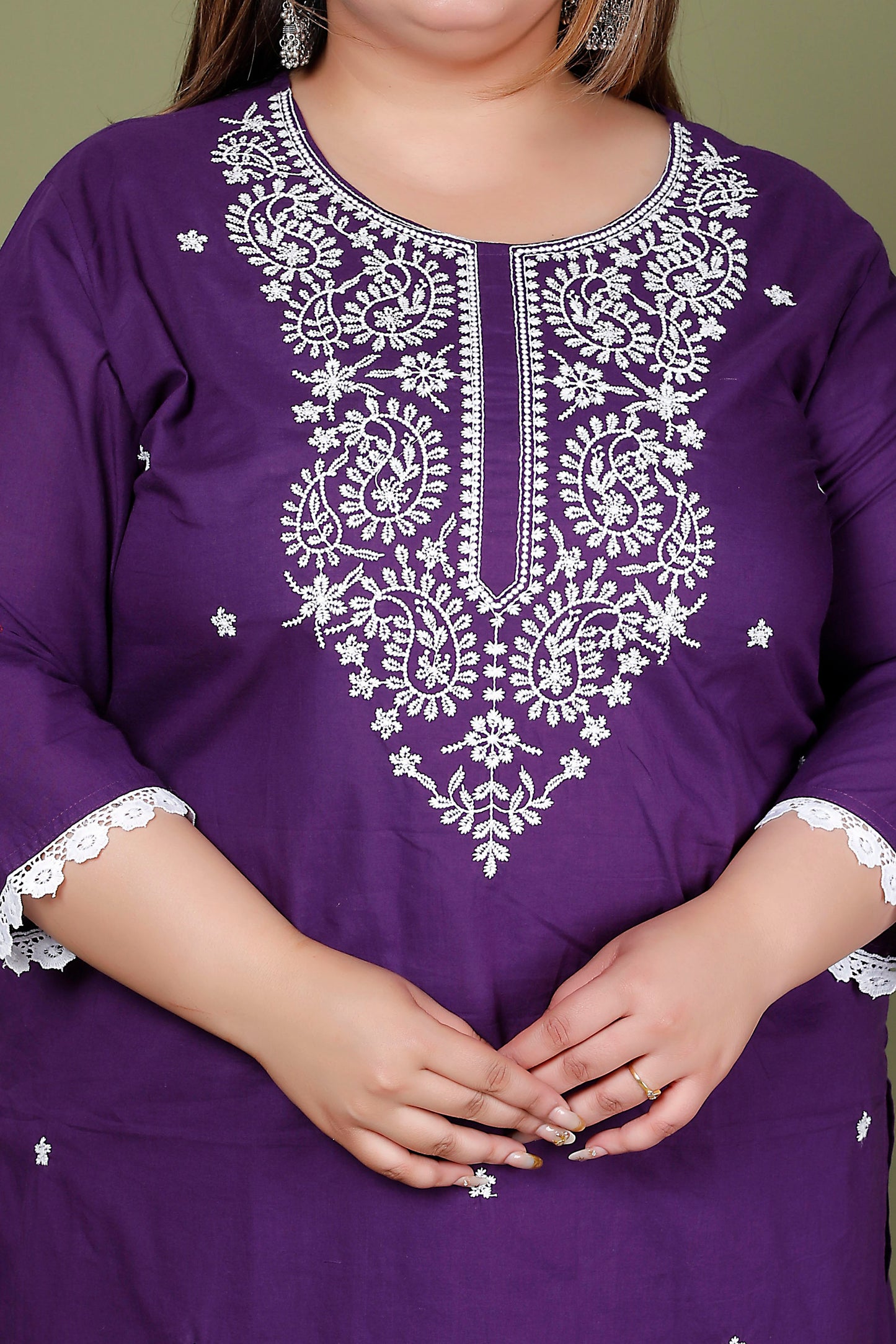 CHIKANKARI FLORAL EMBROIDERY BUTTI COTTON 2 PEICE KURTA PANT IN PURPLE BY PLUSSIZEKURTI