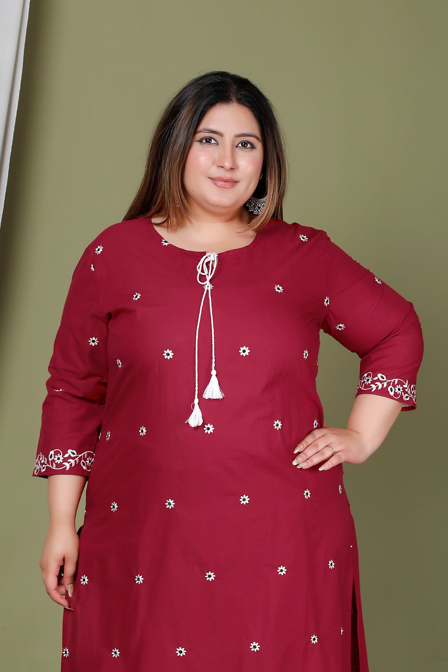 FLORAL EMBROIDERY BUTTI COTTON 2 PEICE KURTA PANT IN WINEPINK BY PLUSSIZEKURTI