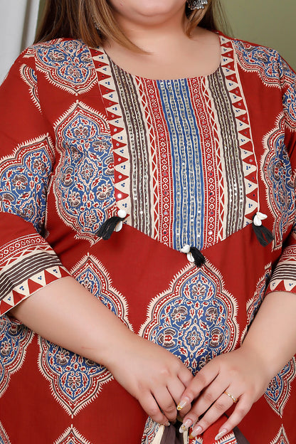 SYMMETRICAL FLORAL MOTIF PRINT COTTON 3 PEICE KURTA PANT IN RED RUST/ BLUE BY PLUSSIZEKURTI