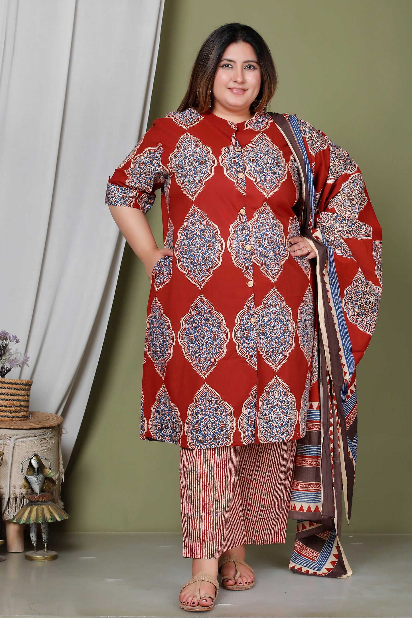 FLORAL MEDALLION MOTIF PRINT COTTON 3 PEICE KURTA PANT IN RED RUST/ BLUE BY PLUSSIZEKURTI