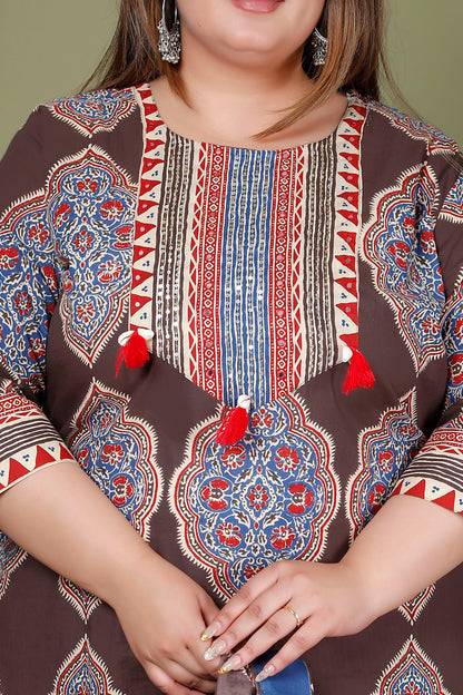 SYMMETRICAL FLORAL MOTIF PRINT COTTON 3 PEICE KURTA PANT IN BROWN / RED RUST BY PLUSSIZEKURTI