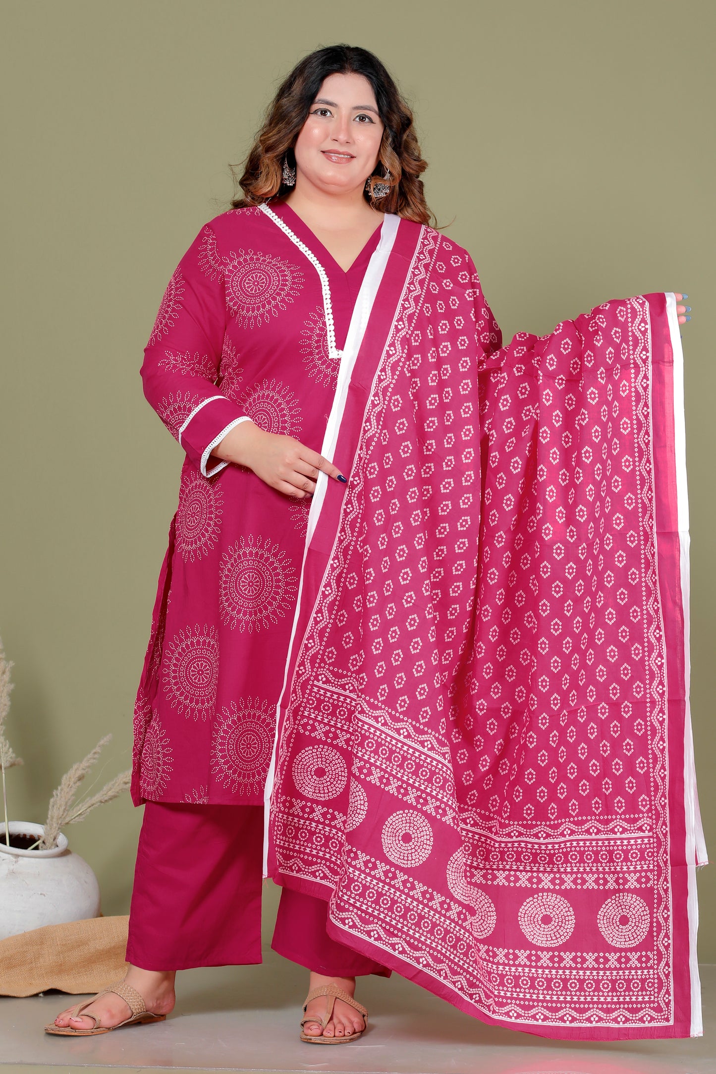 CIRCULAR BANDHANI PRINT COTTON 3 PEICE KURTA PANT IN RANIPINK BY PLUSSIZEKURTI
