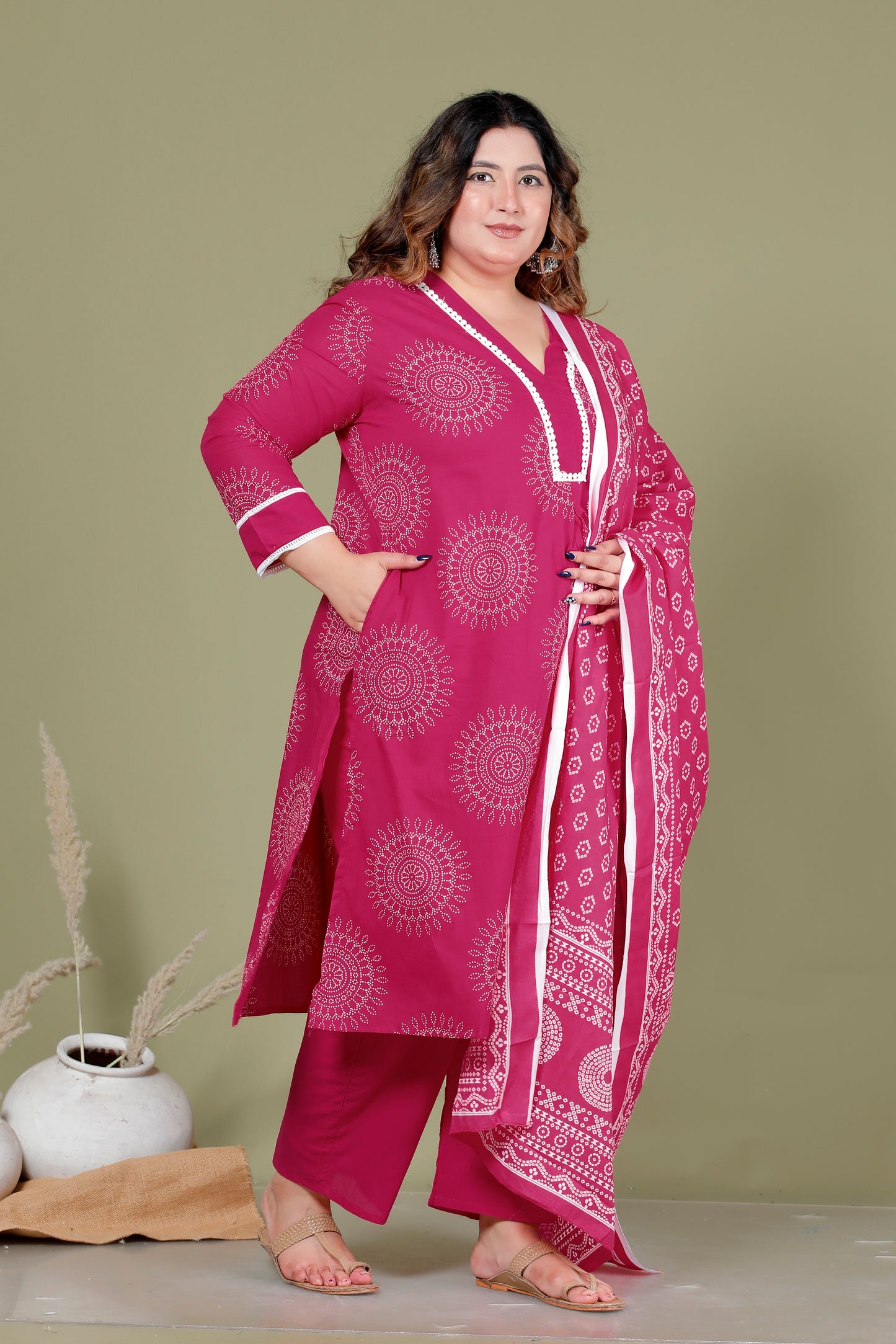 CIRCULAR BANDHANI PRINT COTTON 3 PEICE KURTA PANT IN RANIPINK BY PLUSSIZEKURTI