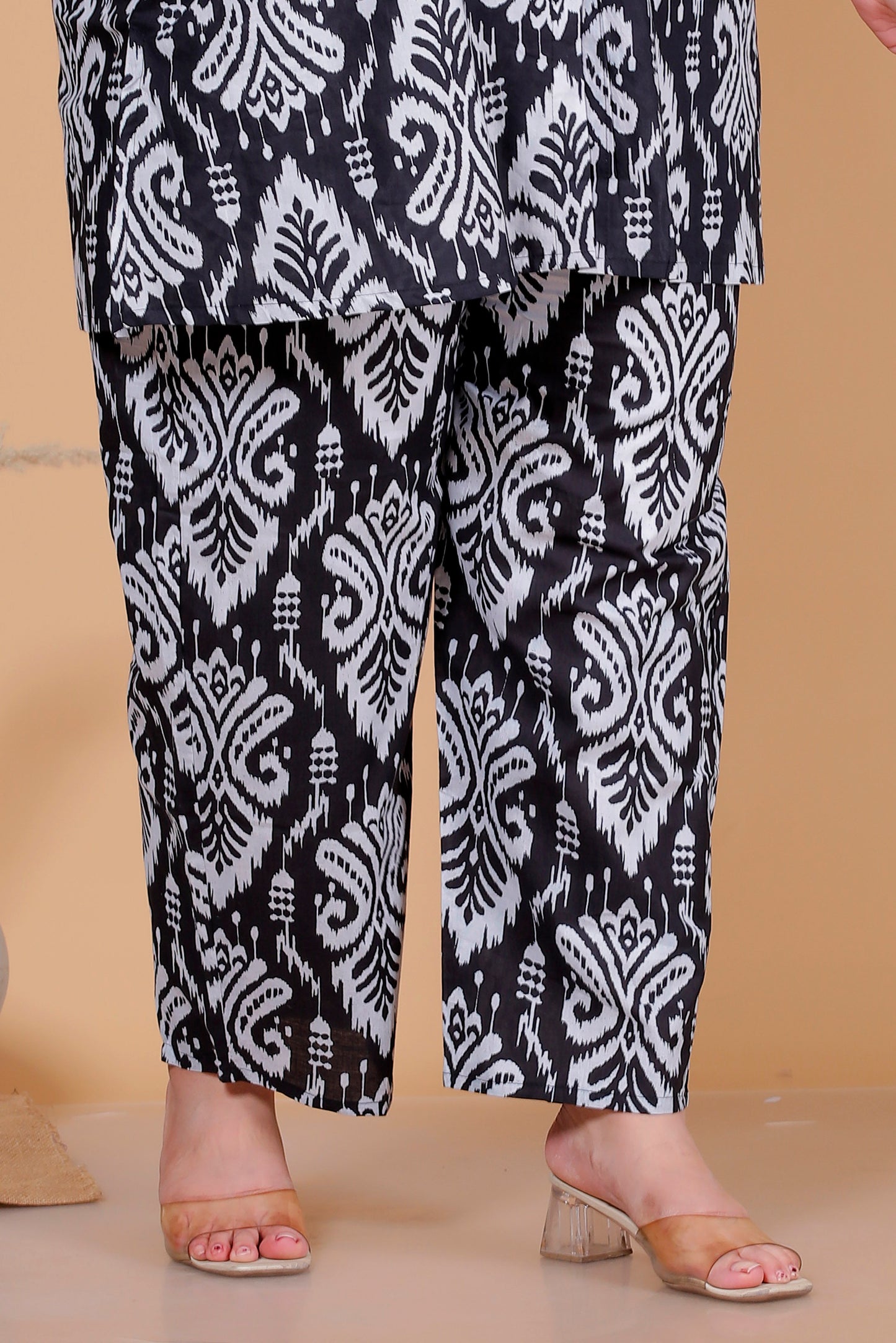 IKAT MOTIF PRINT COTTON CO-ORD SET IN BLACK BY PLUSSIZEKURTI