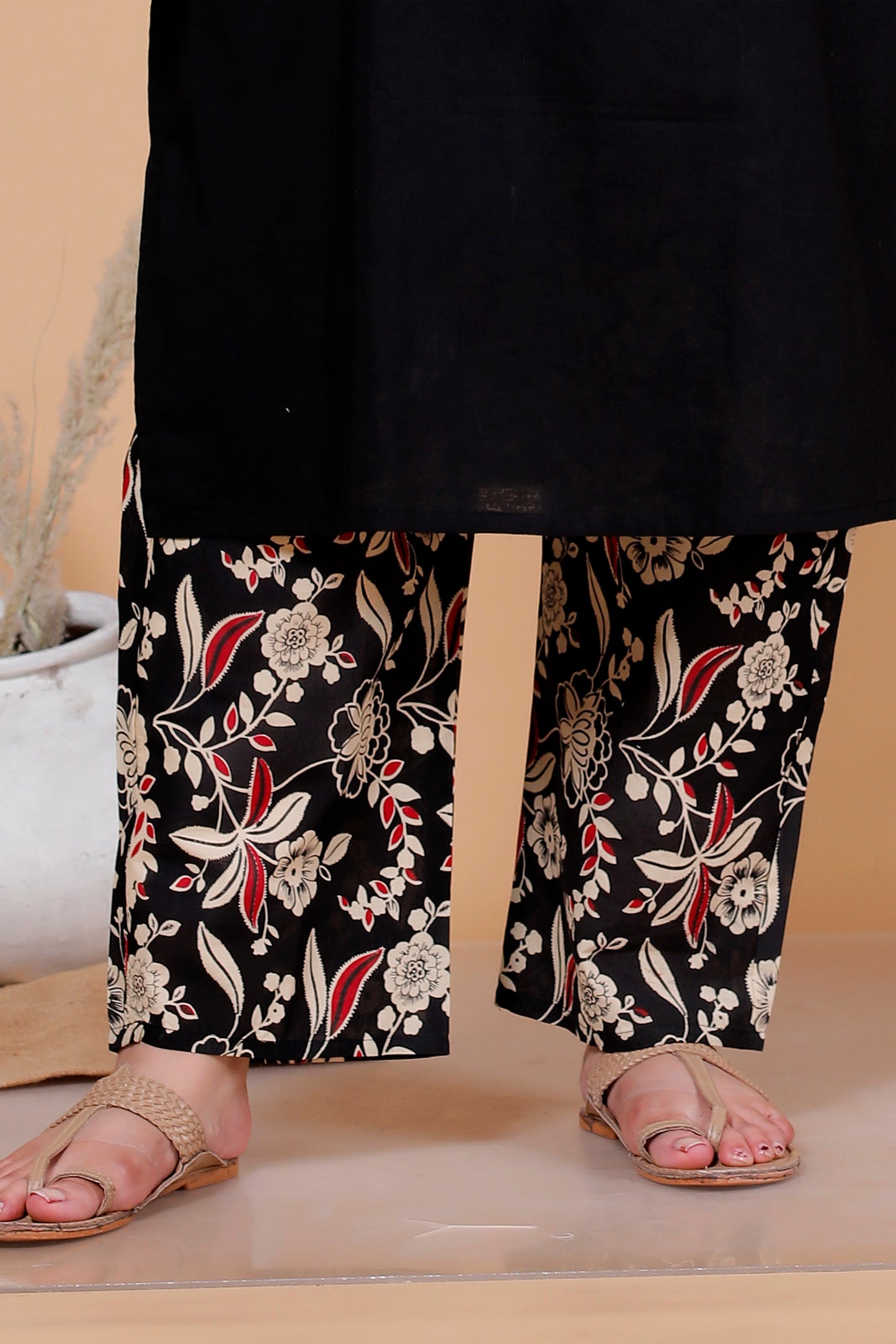 KALAMKARI HERITAGE PRINT COTTON 3 PEICE KURTA PANT IN BLACK BY PLUSSIZEKURTI