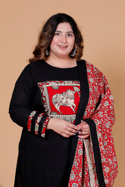 KALAMKARI HERITAGE PRINT COTTON 3 PEICE KURTA PANT IN BLACK BY PLUSSIZEKURTI